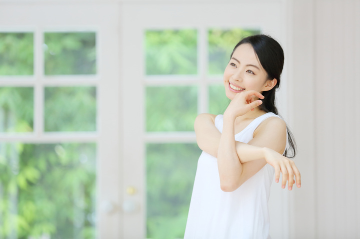 春なのに手足は冷たいまま。がんこな「冷え症」のメカニズムを徹底解剖