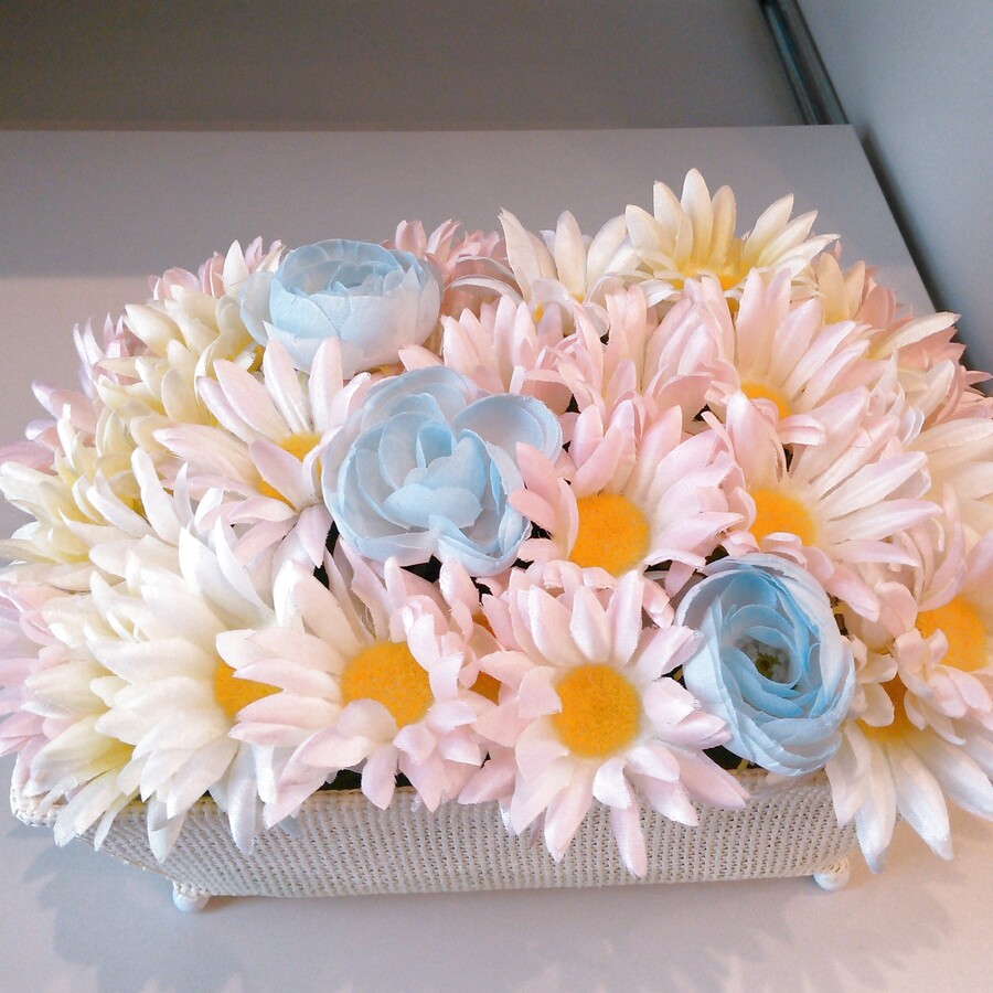 100均の造花で 華やかなフラワーバスケット 暮らしニスタ 100均の造花で 華やかなフラワーバスケット 暮らしニスタ