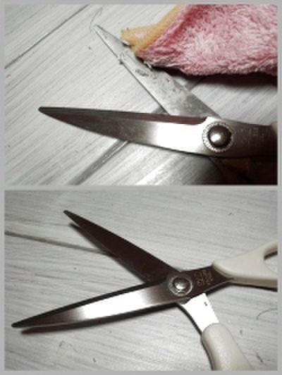 はさみ の ベタベタ を 取る 方法 方法 ベタベタ を はさみ の 取る