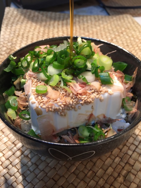 超簡単 スゴうまヘルシー豆腐丼 暮らしニスタ 超簡単 スゴうまヘルシー豆腐丼 暮らしニスタ