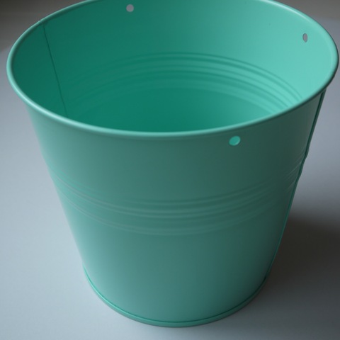 ikeaのハンギングプランターで窓辺を華やかに 暮らしニスタ ikeaのハンギングプランターで窓辺を華やかに 暮らしニスタ