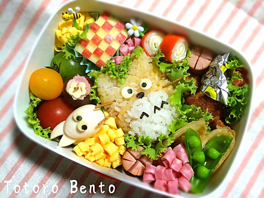 みんな大好きトトロのキャラ弁作り方 簡単なのにかわいくできる 暮らしニスタ みんな大好きトトロのキャラ弁作り方 簡単なのにかわいくできる 暮らしニスタ