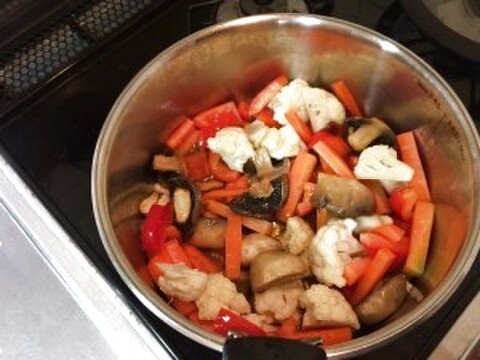 ピクルスよりも食べやすい保存食レシピ 野菜のグレック 暮らしニスタ ピクルスよりも食べやすい保存食レシピ 野菜のグレック 暮らしニスタ