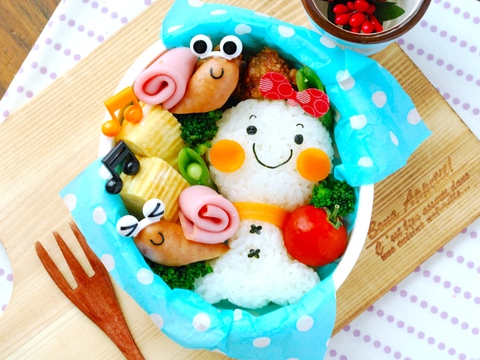キャラ弁 梅雨弁 デカりぼんのてるてる坊主とかたつむり 暮らしニスタ キャラ弁 梅雨弁 デカりぼんのてるてる坊主とかたつむり 暮らしニスタ