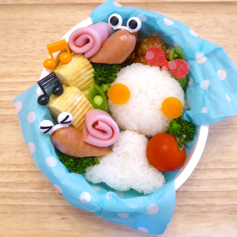 キャラ弁 梅雨弁 デカりぼんのてるてる坊主とかたつむり 暮らしニスタ キャラ弁 梅雨弁 デカりぼんのてるてる坊主とかたつむり 暮らしニスタ