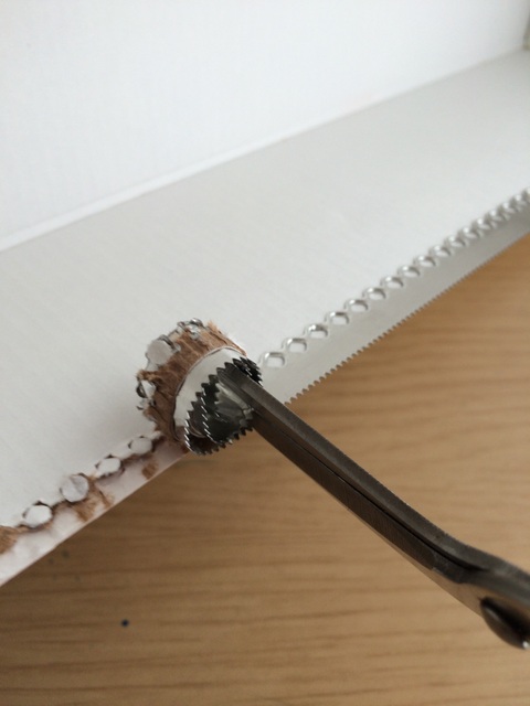 簡単 ラップの空箱をペン立てに 暮らしニスタ 簡単 ラップの空箱をペン立てに 暮らしニスタ