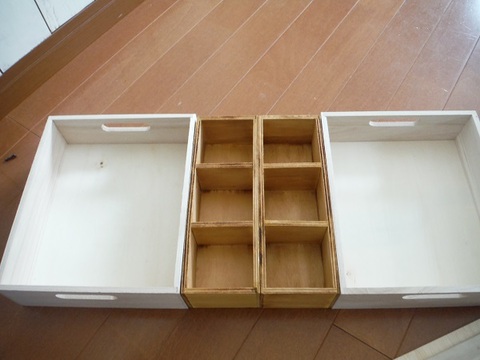 100均木箱をつなげて手作り家具の引き出しを簡単に作る 暮らしニスタ