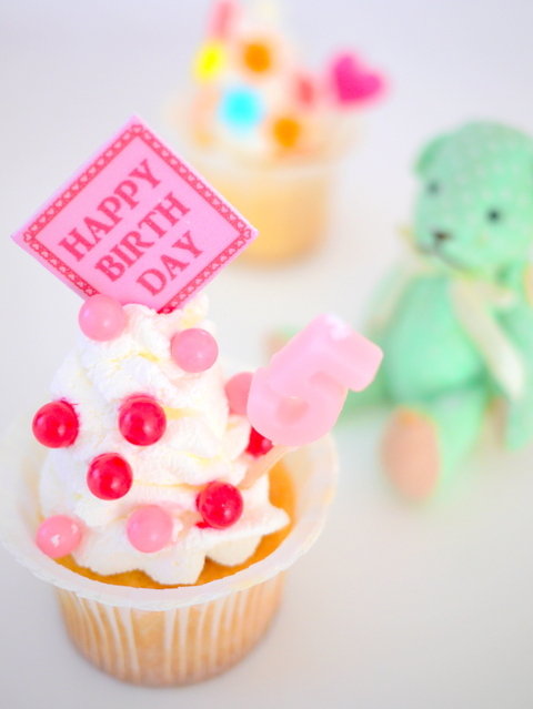 楽しくデコしてオリジナルカップケーキ 暮らしニスタ 楽しくデコしてオリジナルカップケーキ 暮らしニスタ