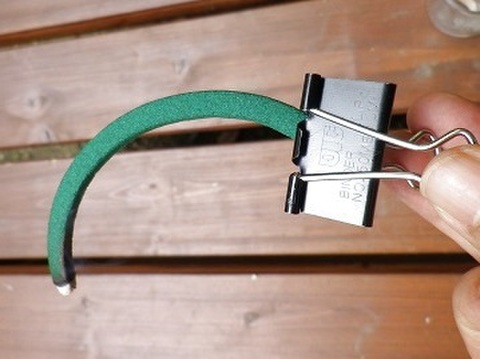 文房具を使って とっさの蚊取り線香立て 暮らしニスタ 文房具を使って とっさの蚊取り線香立て 暮らしニスタ