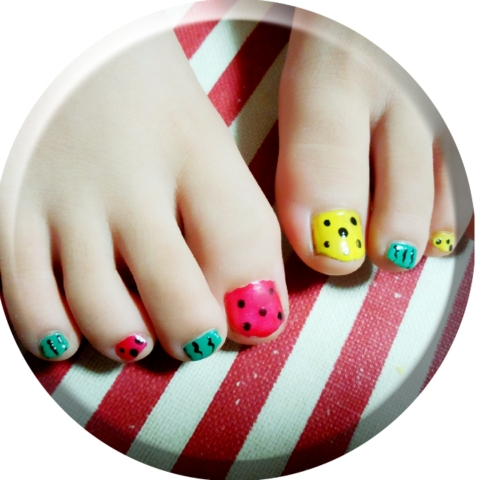 夏休み おしゃれに過ごす 子供の足にも夏ネイル 暮らしニスタ 夏休み おしゃれに過ごす 子供の足にも夏ネイル 暮らしニスタ