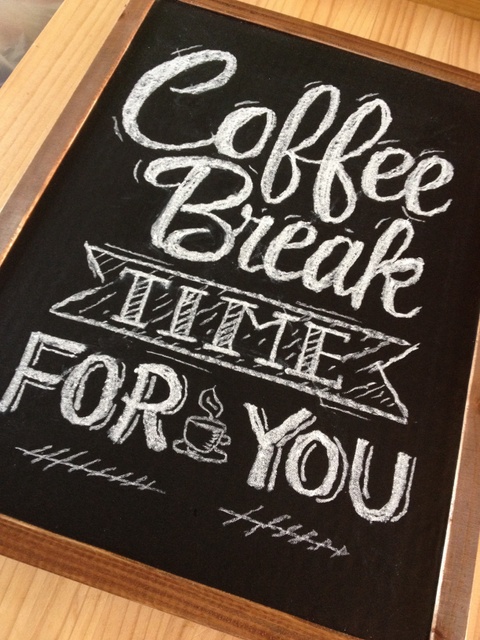 100均グッズでカフェ風黒板 チョークアートに挑戦 暮らしニスタ 100均グッズでカフェ風黒板 チョークアートに挑戦 暮らしニスタ