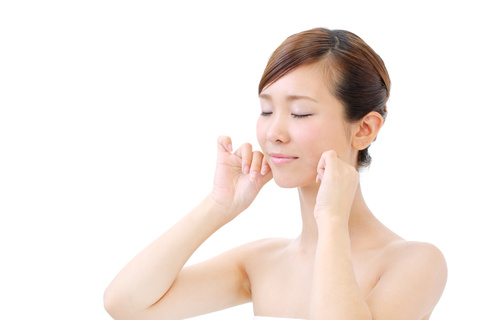 ツボ押し効果で心も身体もセルフメンテナンス ツボを押すとなぜ気持ちいいの 暮らしニスタ