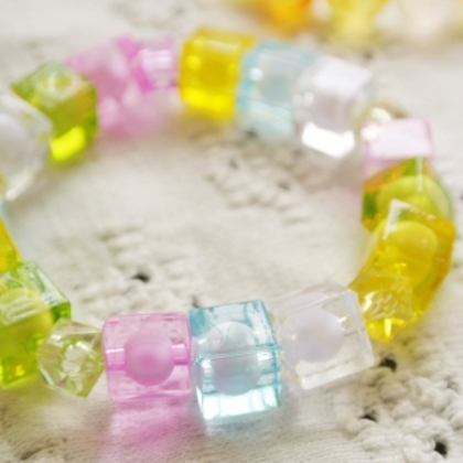 作り方 子供と一緒に 簡単可愛い夏のキッズアクセサリー 暮らしニスタ