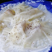 餃子の皮ｄｅ白身魚とモッツァレラチーズのラビオリ