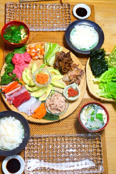 オススメ 手巻き寿司の具材とテーブルコーディネート 暮らしニスタ オススメ 手巻き寿司の具材とテーブルコーディネート 暮らしニスタ