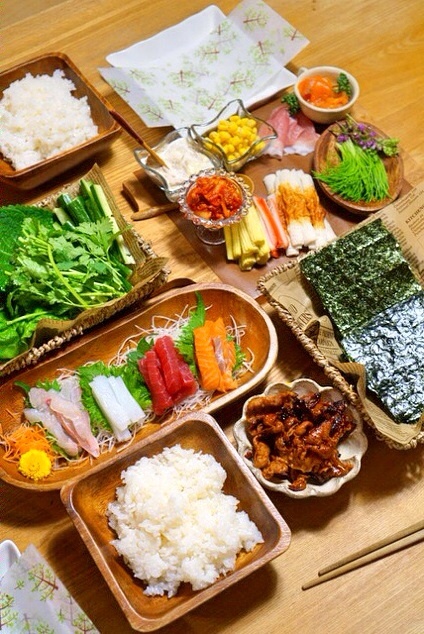 オススメ 手巻き寿司の具材とテーブルコーディネート 料理のレシピや作り方 暮らしニスタ