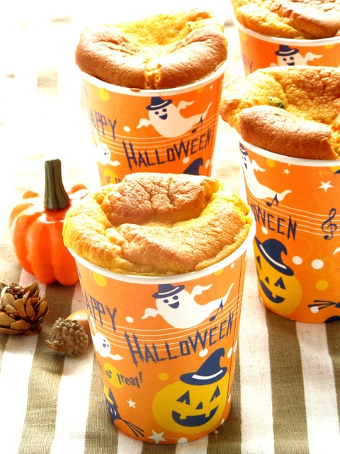 ハロウィン 紙コップで ふわふわかぼちゃの米粉シフォン 暮らしニスタ