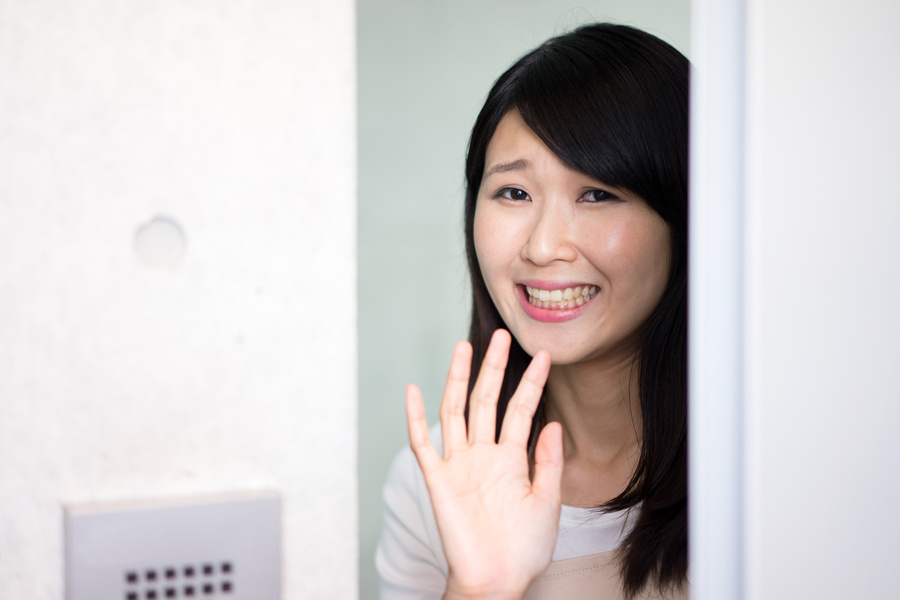 手口はいろいろ 知っておくべき あやしい 勧誘の方法とは 暮らしニスタ 手口はいろいろ 知っておくべき あやしい 勧誘の方法とは 暮らしニスタ