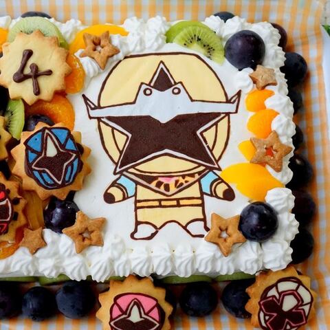チョコプレートよりも作りやすい ケーキのチョコ 生クリームデコ 制作過程画像付き 暮らしニスタ チョコプレートよりも作りやすい ケーキのチョコ 生クリームデコ 制作過程画像付き 暮らしニスタ