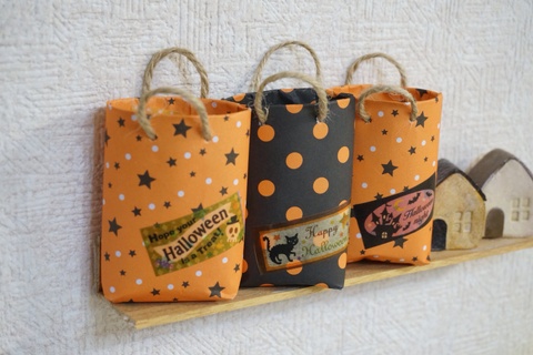 100均折り紙とぺーパー芯で しっかりミニバッグ ラッピング 暮らしニスタ 100均折り紙とぺーパー芯で しっかりミニバッグ ラッピング 暮らしニスタ