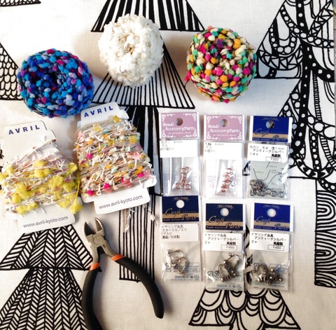 ほっこり 簡単 おしゃれ毛糸 De アクセサリー 暮らしニスタ ほっこり 簡単 おしゃれ毛糸 De アクセサリー 暮らしニスタ