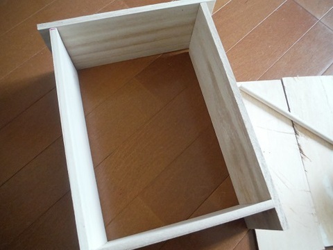 ダイソーの工作板で作る メルちゃんのクローゼット 暮らしニスタ