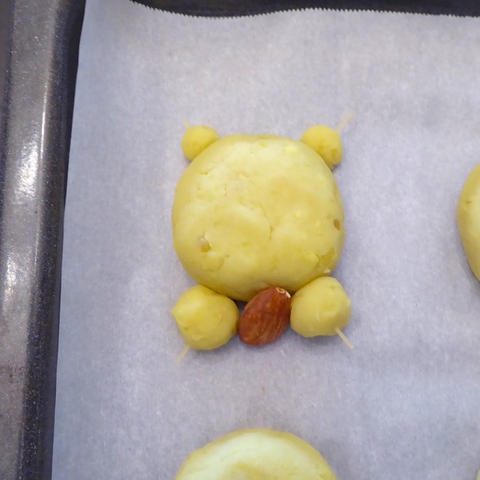 さつまいも大量消費レシピ 牛乳で簡単 プーさんのスイートポテト の作り方 暮らしニスタ