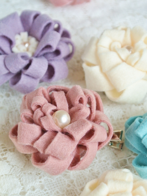 切って巻くだけ 簡単可愛いフェルトのお花の作り方 暮らしニスタ 切って巻くだけ 簡単可愛いフェルトのお花の作り方 暮らしニスタ
