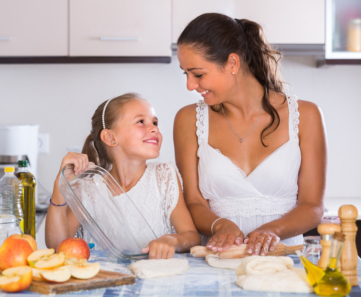 いつから子どもにお料理させる?年齢に合わせたお手伝いを考えよう