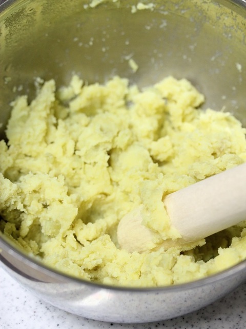 スイートポテト De ジャック オ ランタン さつまいもがかぼちゃに化けちゃった 暮らしニスタ