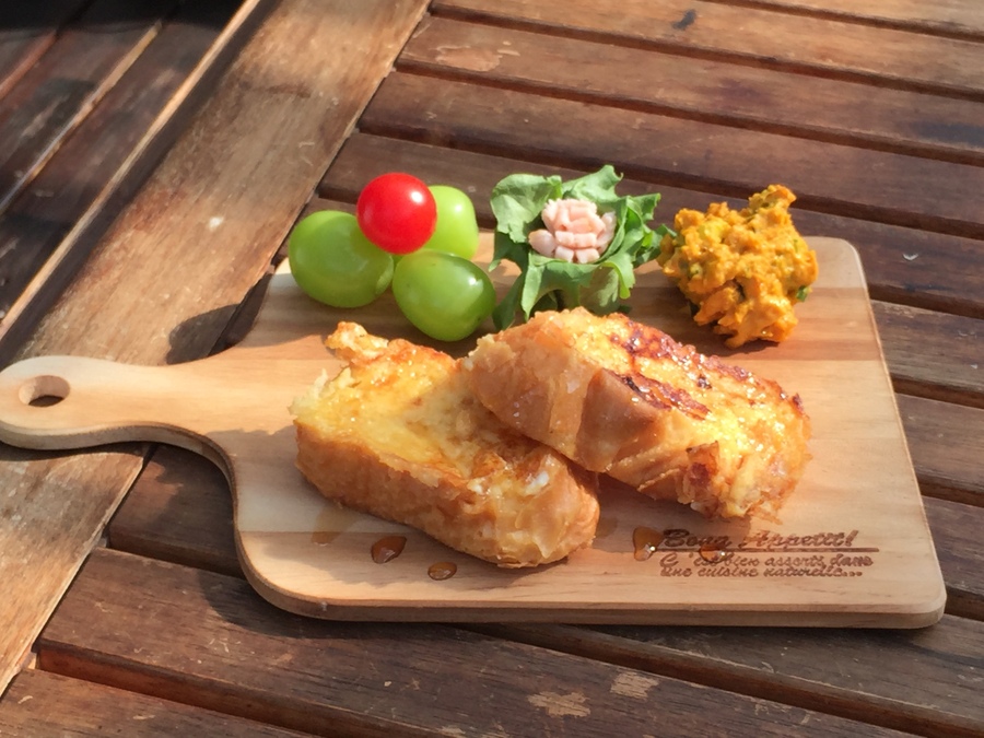 敷くだけで食卓をハイセンスに カッティングボード活用術選 暮らしニスタ 敷くだけで食卓をハイセンスに カッティングボード活用術選 暮らしニスタ