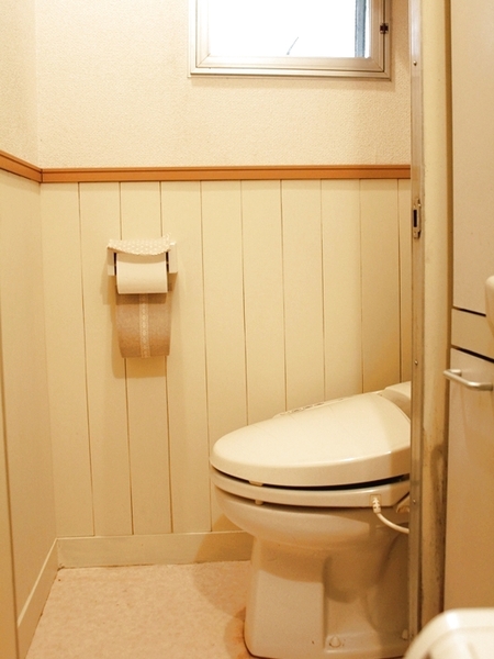 トイレの簡単diy28選 工夫次第でリフォームのようなチェンジが可能に 暮らしニスタ トイレの簡単diy28選 工夫次第でリフォームのようなチェンジが可能に 暮らしニスタ