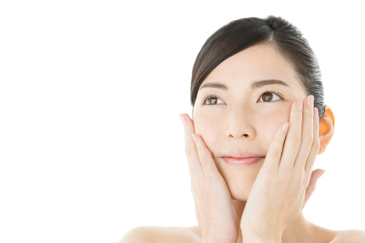 毛穴の開きは●●が原因!冬でもきゅっと引き締まった肌を作る方法