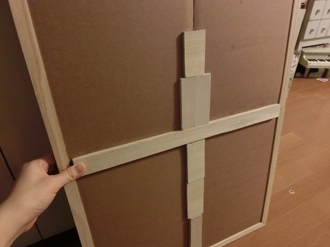 100均コルクボードで 子供の作品用の大きな掲示板 暮らしニスタ 100均コルクボードで 子供の作品用の大きな掲示板 暮らしニスタ