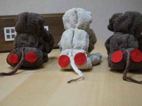 輪ゴムとタオルで縫わずに作る 16年の干支 さる 作り方 暮らしニスタ 輪ゴムとタオルで縫わずに作る 16年の干支 さる 作り方 暮らしニスタ