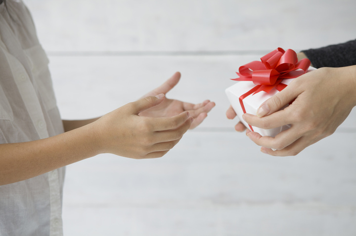 こんなプレゼントは嫌だ!女性が激怒したクリスマスプレゼント集