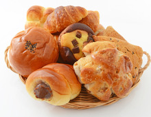 元旦の朝ごはんに“コンビニの菓子パン”ってありですか？