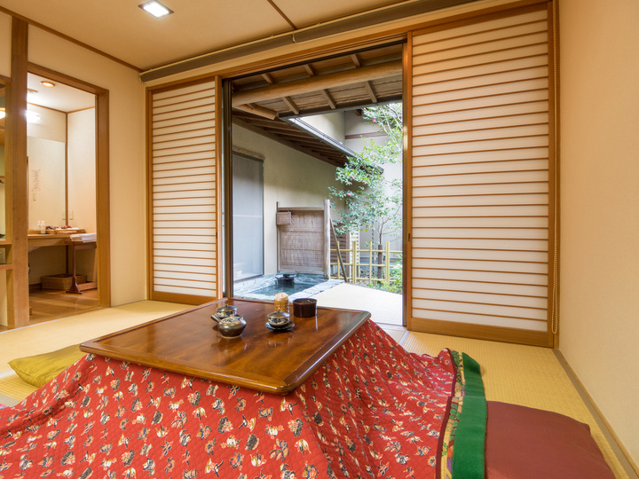 謎すぎる…!嫁いでわかった夫の実家の年末年始ビックリ習慣