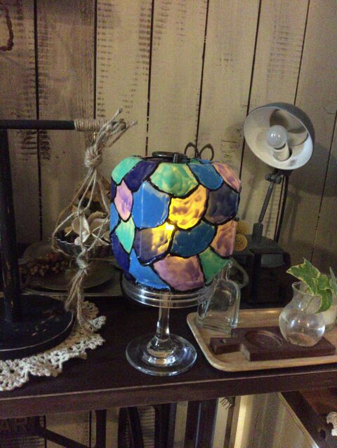 おしゃれなのに簡単 ステンドグラス風雑貨の作り方 暮らしニスタ おしゃれなのに簡単 ステンドグラス風雑貨の作り方 暮らしニスタ