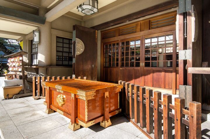 もしや吉兆?!お賽銭にまつわる爆笑エピソード集!