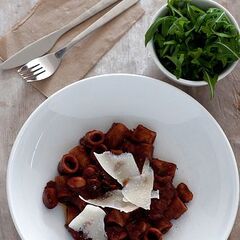 赤ワインを使ったアイデア料理レシピ ポリフェノールたっぷり 暮らしニスタ 赤ワインを使ったアイデア料理レシピ ポリフェノールたっぷり 暮らしニスタ