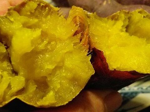 嘘じゃなかった 塩水に浸けるだけで とっても美味しい焼き芋ができる 暮らしニスタ 嘘じゃなかった 塩水に浸けるだけで とっても美味しい焼き芋ができる 暮らしニスタ