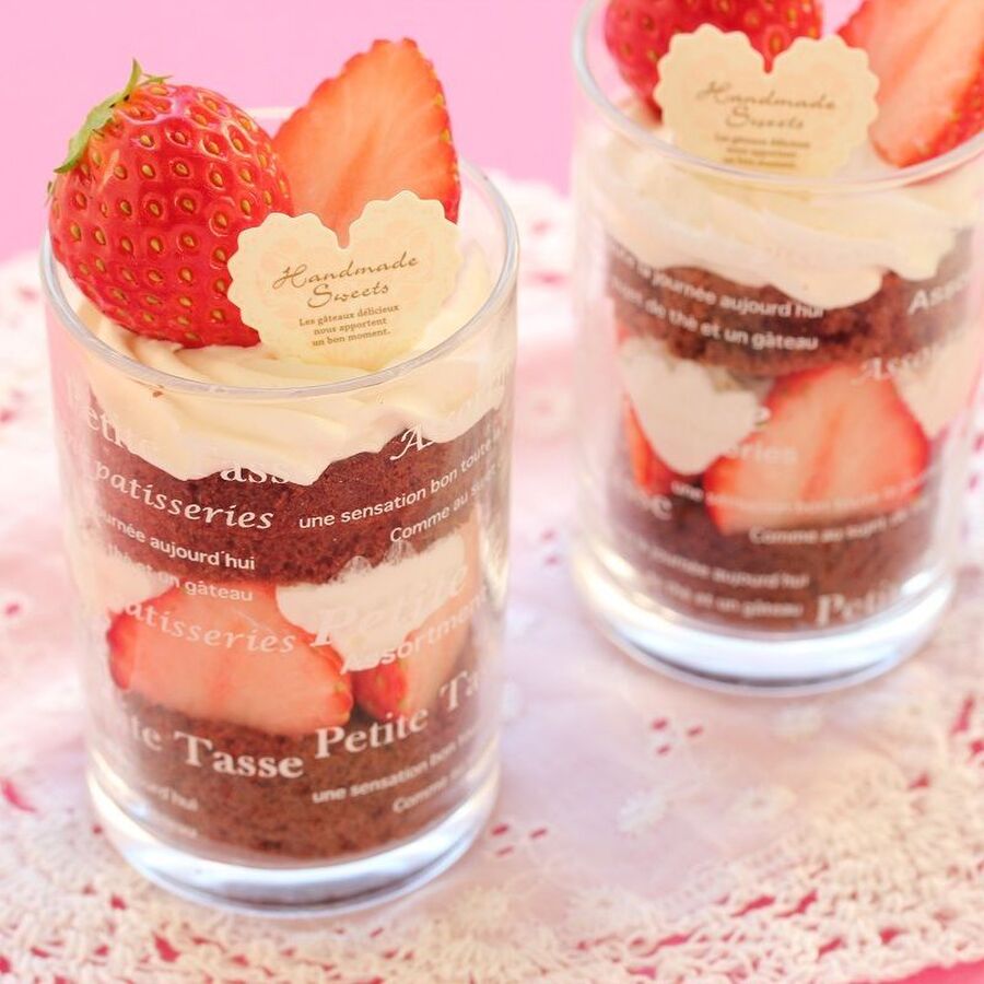 お手軽でキュートな ミニグラスチョコショートケーキ 暮らしニスタ お手軽でキュートな ミニグラスチョコショートケーキ 暮らしニスタ