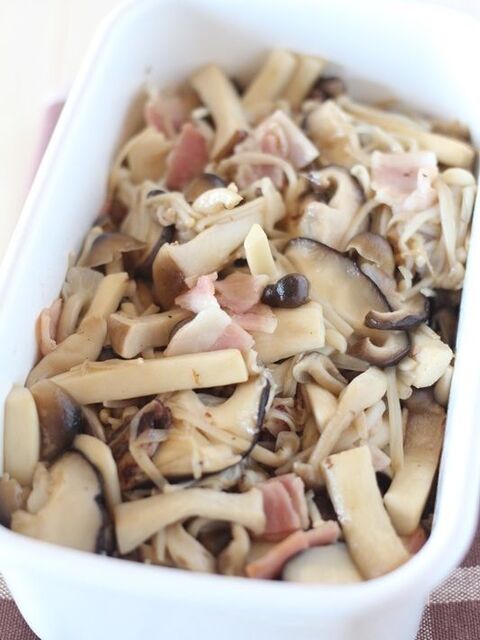 レシピ 常備菜に きのことベーコンのソテー 暮らしニスタ