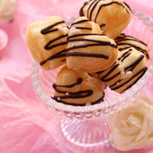 型抜きして焼くだけ！キュートなハートのチョコパイ♡