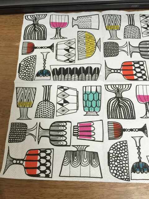 ダイソーのビニールネットケースにデコパージュ 暮らしニスタ ダイソーのビニールネットケースにデコパージュ 暮らしニスタ