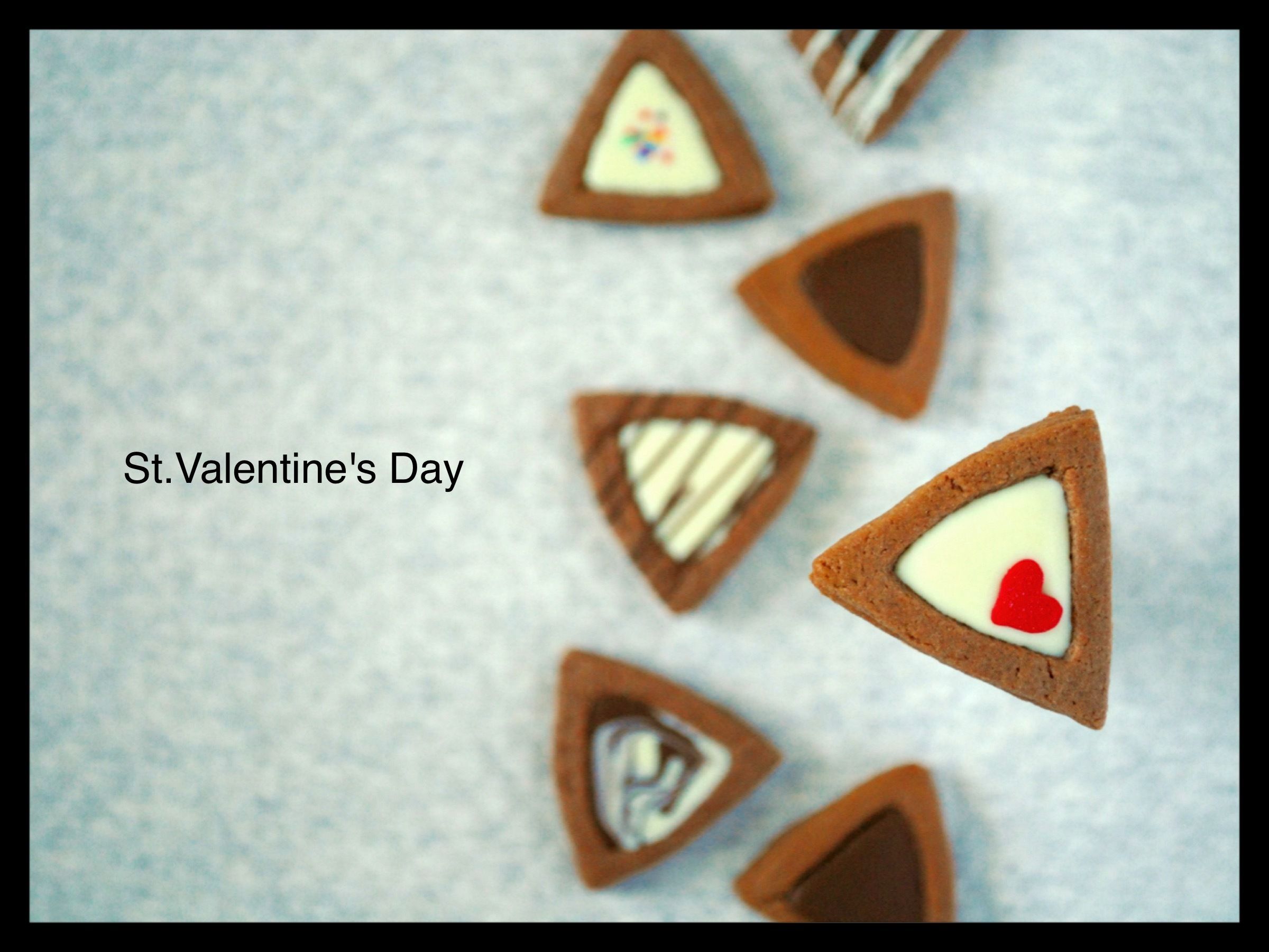 バレンタイン友チョコ対策 簡単おしゃれな 三角チョコクッキー 暮らしニスタ