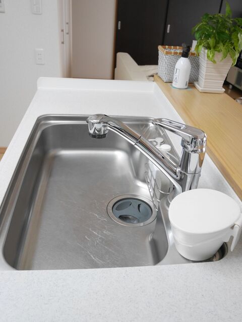 キッチンシンクの洗い桶は を代用する 暮らしニスタ キッチンシンクの洗い桶は を代用する 暮らしニスタ