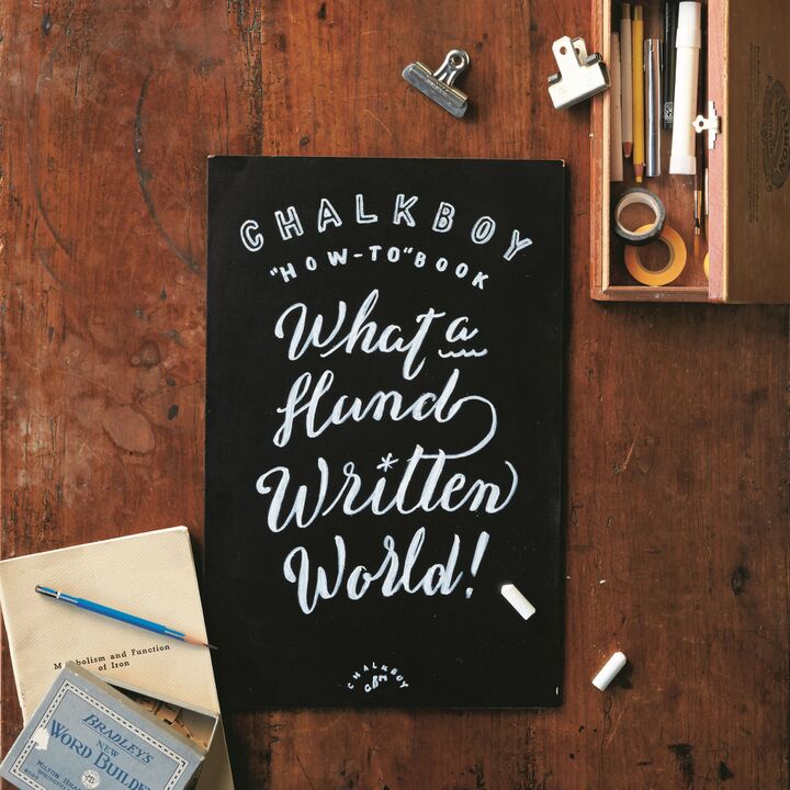 カフェ風インテリアに♡プロの「黒板描き」が教える黒板文字をバランスよく描くためのポイント5つ