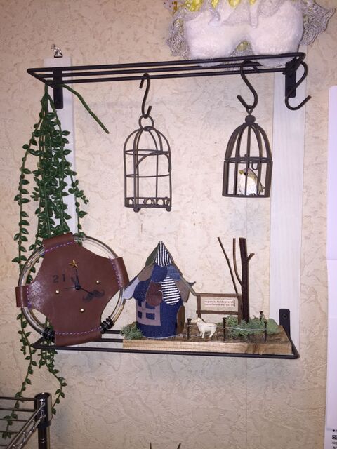 セリア商品でウォールシェルフ 暮らしニスタ セリア商品でウォールシェルフ 暮らしニスタ